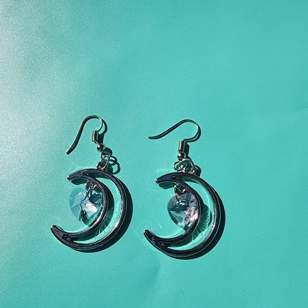 🎆 Moon Earrings with Pink Heart | Silver Celestial Dangle | Romantic Goth | OS